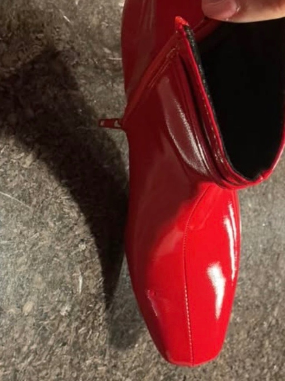 Red bootie - Picture 2 of 7